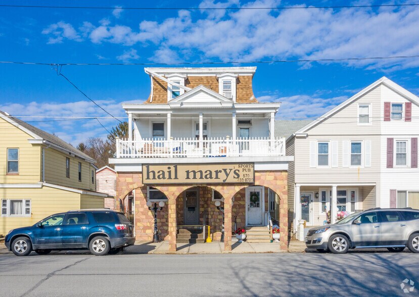 Primary Photo Of 204 W Ludlow St, Summit Hill Hotel For Sale