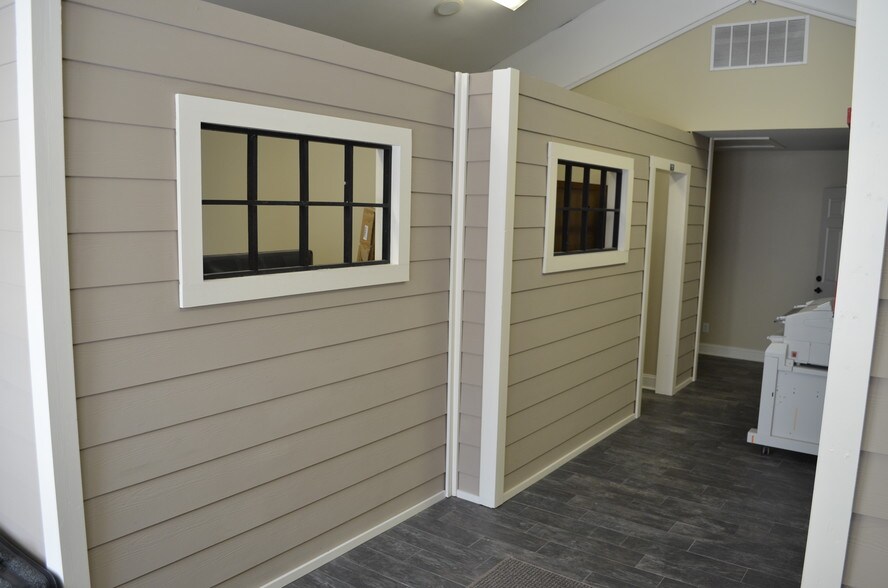 More Photos Of 326 Browns Cove Rd, Ridgeland Office For Sale