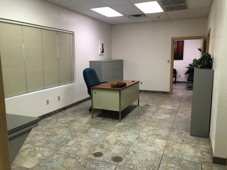 More Photos Of 175 E Reno Ave, Las Vegas Specialty For Lease
