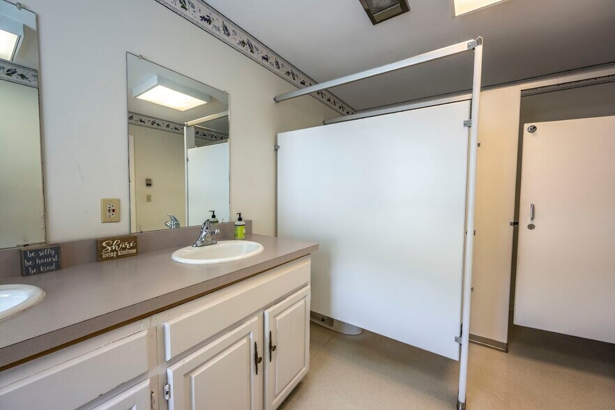 More Photos Of 11 Woodland Rd, Madison Medical For Sale