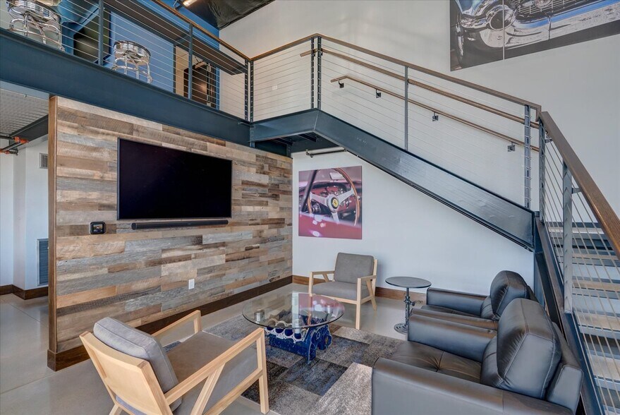 More Photos Of 644 Liberty Dr #A, Verona Warehouse For Sale