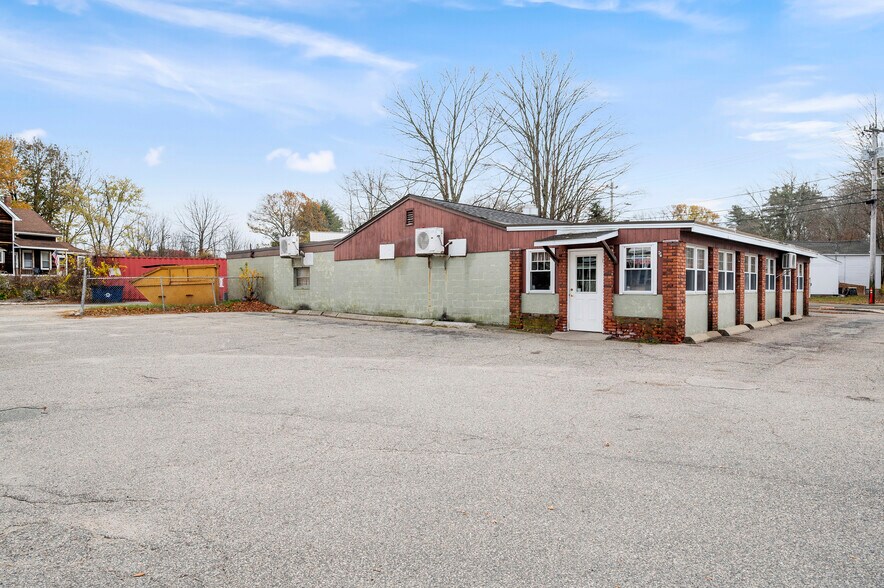 More Photos Of 405 Church St, Pascoag Restaurant For Sale