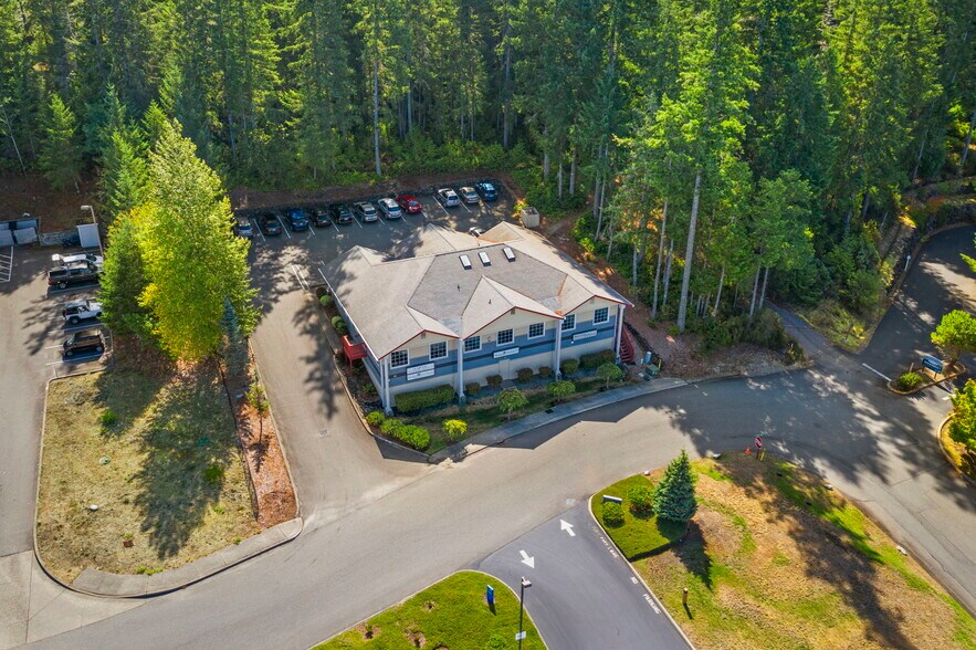 More Photos Of 10 NE Creelman Ln, Belfair Office For Lease