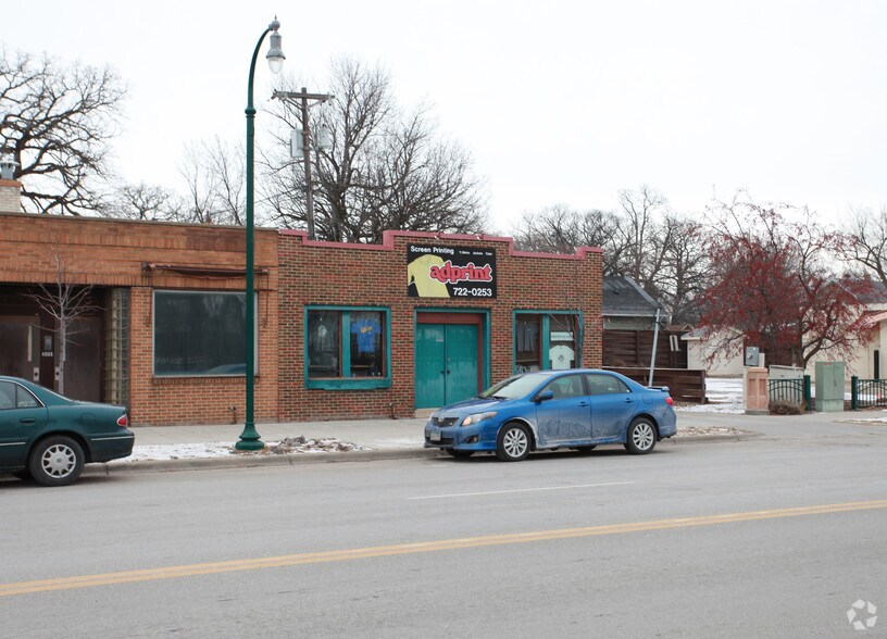 More Photos Of 4010 E Lake St, Minneapolis Storefront For Lease