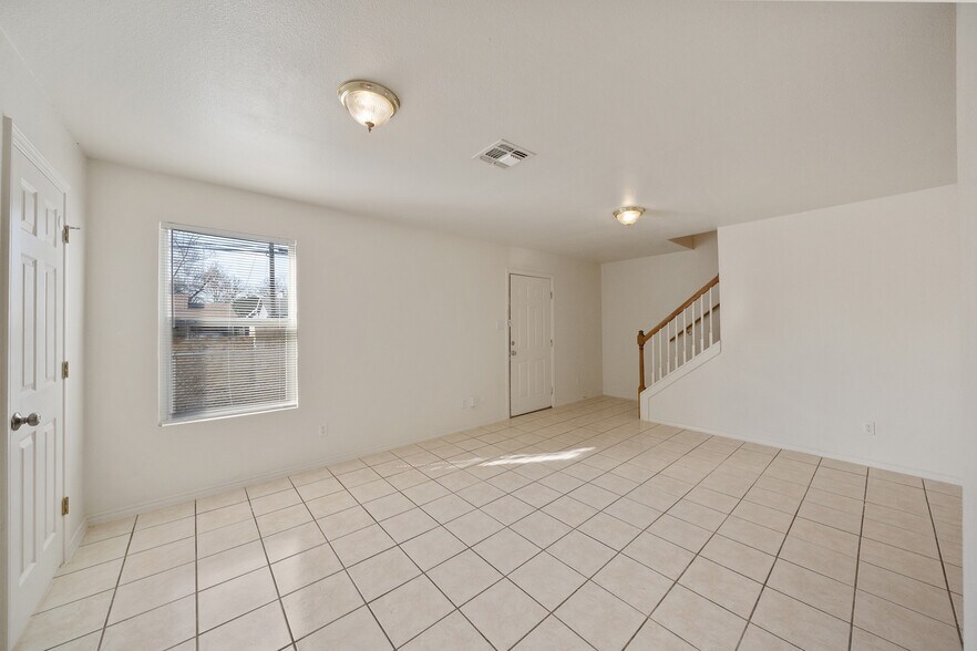 More Photos Of 414 Cupples Rd, San Antonio Apartments For Sale