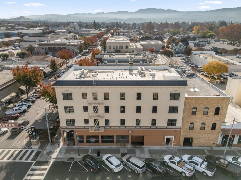 More Photos Of 500 San Benito St, Hollister Office Residential For Sale