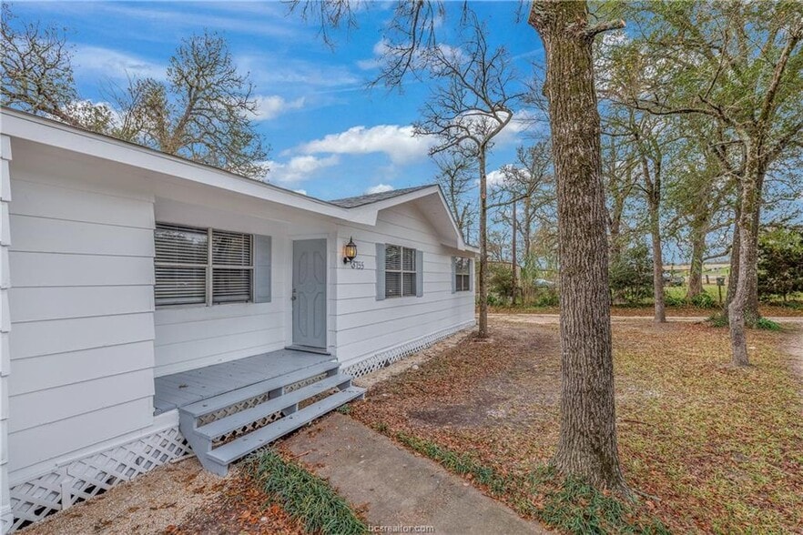 More Photos Of 3755 W Villa Maria Rd, Bryan Flex For Sale