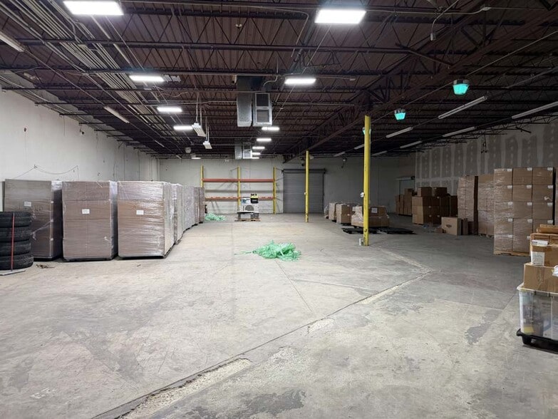 More Photos Of 1930 Alpha Dr, Rockwall Showroom For Lease