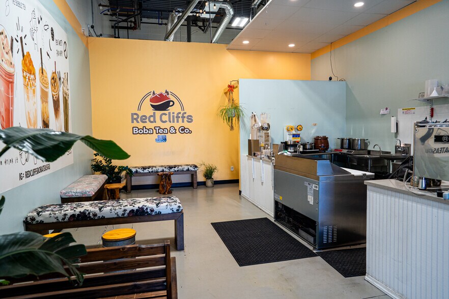 More Photos Of 2720 E Red Cliffs Dr, Saint George Unknown For Lease