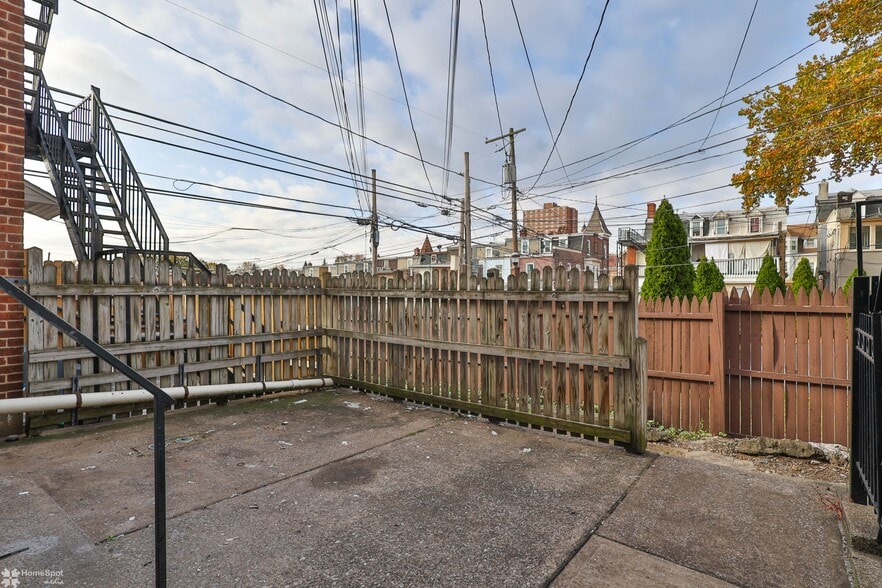 More Photos Of 22 S 13th St, Allentown Apartments For Sale