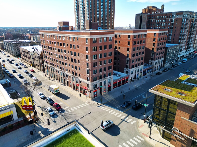 More Photos Of 5200 N Sheridan Rd, Chicago Apartments For Lease