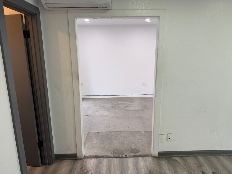 More Photos Of 5925 Payton Ave, Riverside Warehouse For Lease