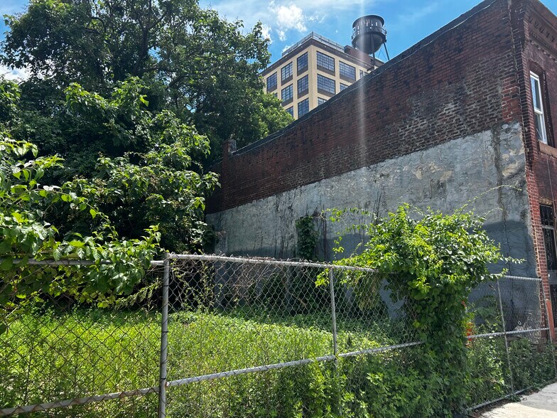More Photos Of 212 W Diamond St, Philadelphia Land For Sale