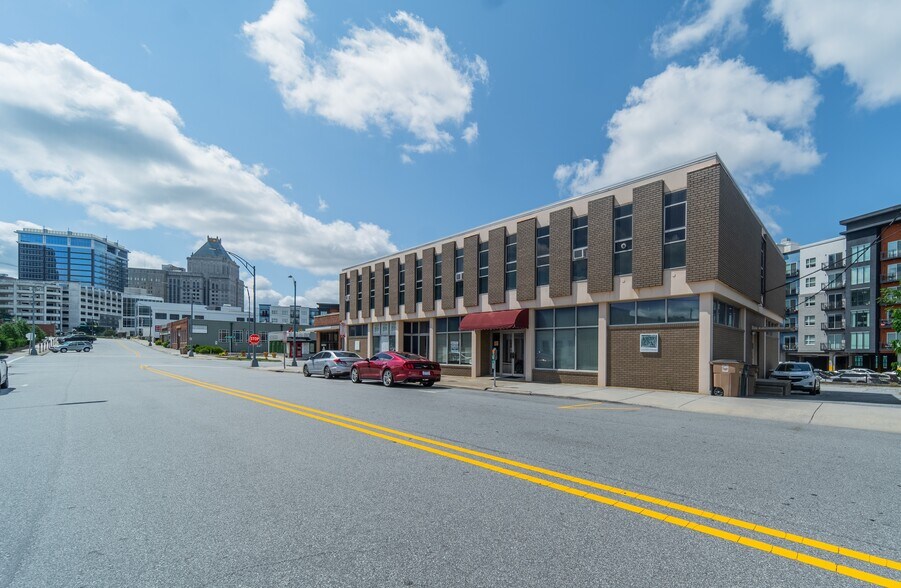 Primary Photo Of 405 Battleground Ave, Greensboro Office For Lease