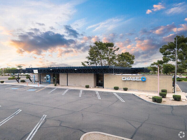 More Photos Of 4573-4669 E Cactus Rd, Phoenix Unknown For Lease