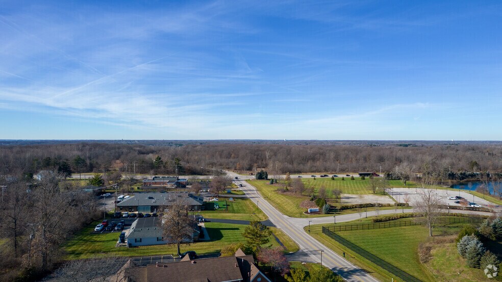 More Photos Of 171 Green Meadows Dr S, Lewis Center Office Residential For Sale