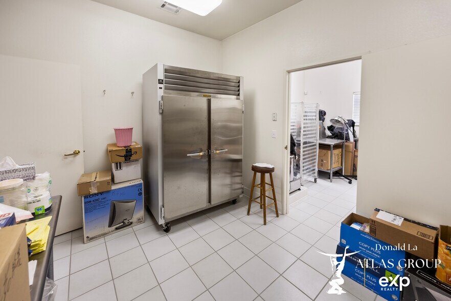 More Photos Of 7548 E Garvey Ave, Rosemead Medical For Sale