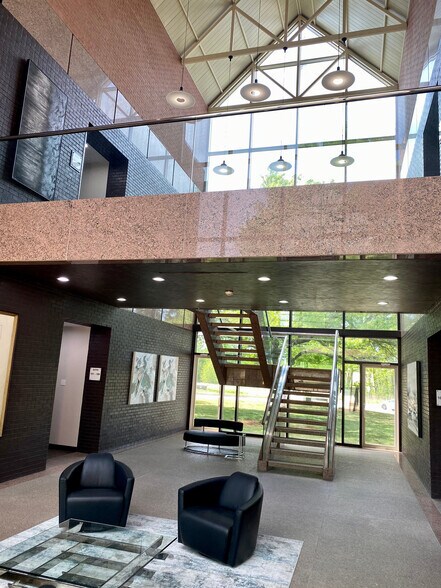 More Photos Of 3700 River Walk Dr, Flower Mound Office For Lease