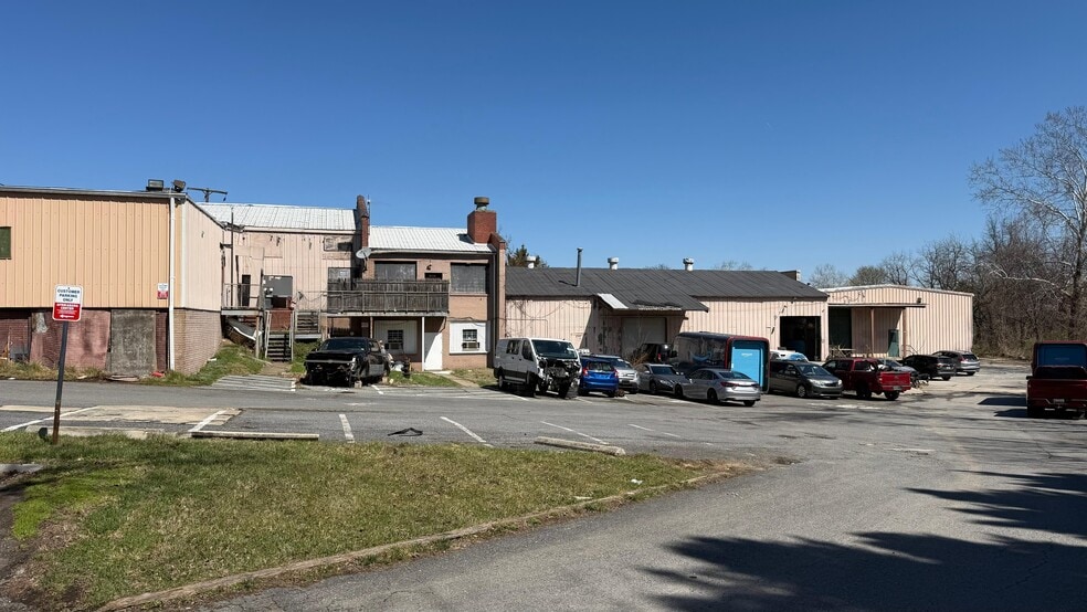 More Photos Of , Laurel Unknown For Sale