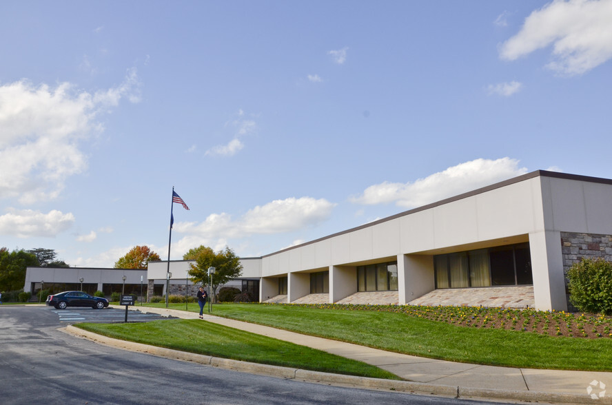 Primary Photo Of 1 State Farm Dr, Concordville Office For Lease