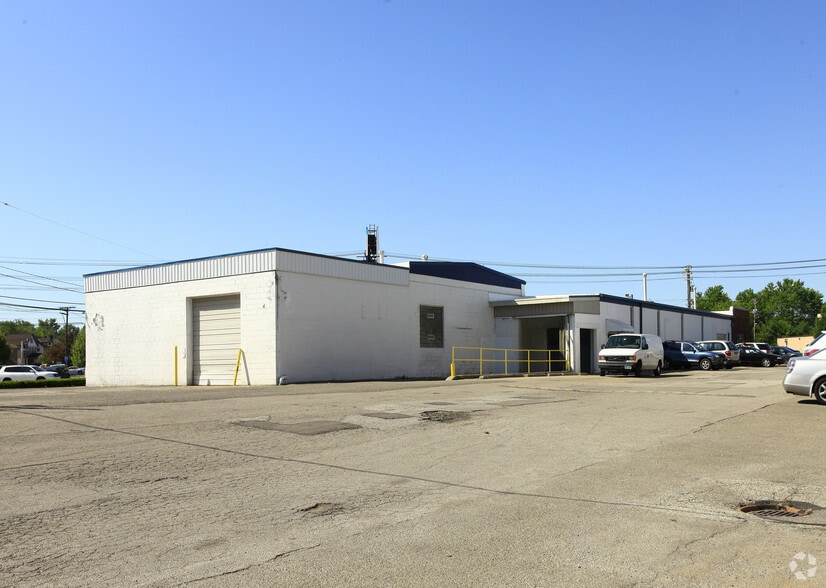 More Photos Of 5400 Brookpark Rd, Cleveland Manufacturing For Lease