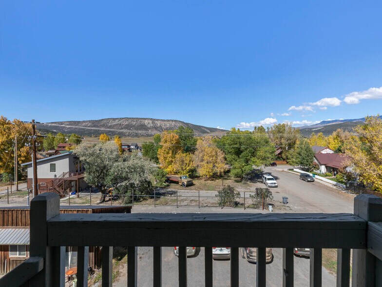 More Photos Of 609 Clinton St, Ridgway Apartments For Sale