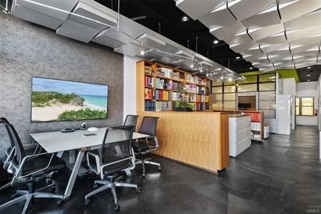 More Photos Of 123 Richmond St, El Segundo Storefront Retail Residential For Lease