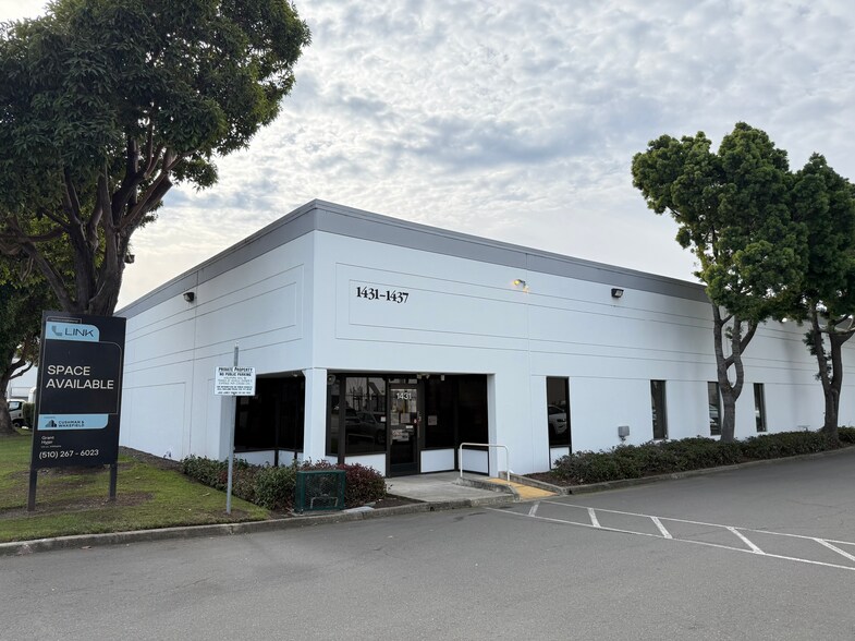 Primary Photo Of 1431-1437 Doolittle Dr, San Leandro Manufacturing For Lease