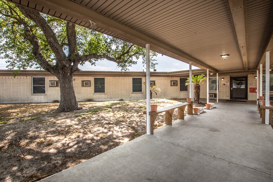 More Photos Of 3031 McArdle Rd, Corpus Christi Apartments For Sale