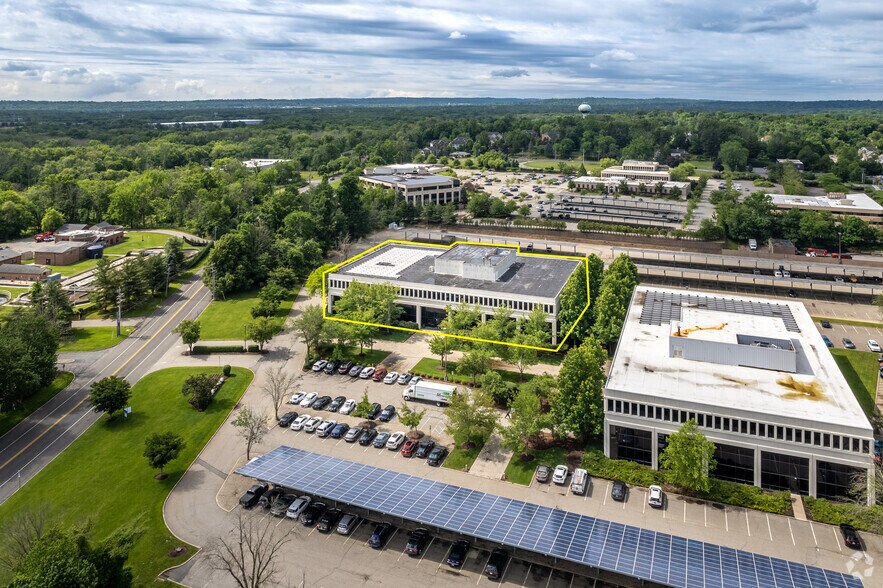 More Photos Of 30 Vreeland Rd, Florham Park Office For Lease