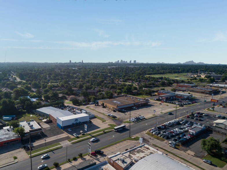 More Photos Of 3401 N May Ave, Oklahoma City Storefront For Sale