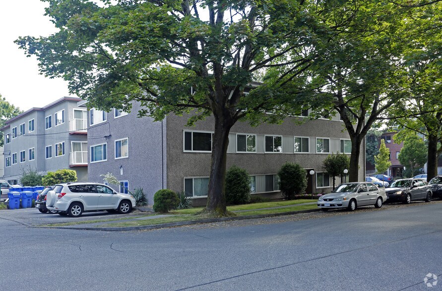 More Photos Of 1225 W 72nd Ave, Vancouver Multifamily For Sale