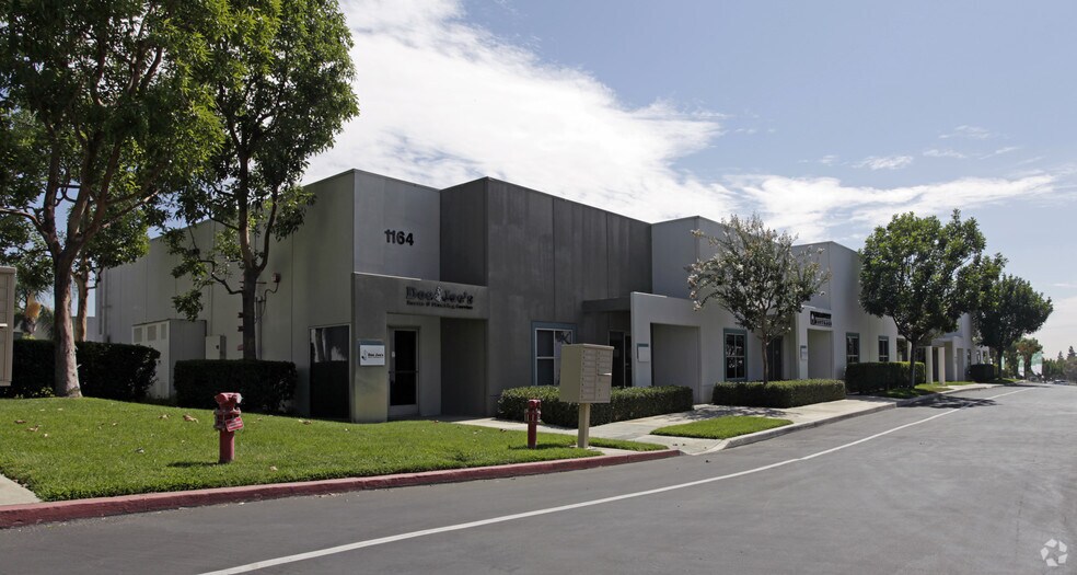 Primary Photo Of 1164 N Monte Vista Ave, Upland Light Distribution For Lease