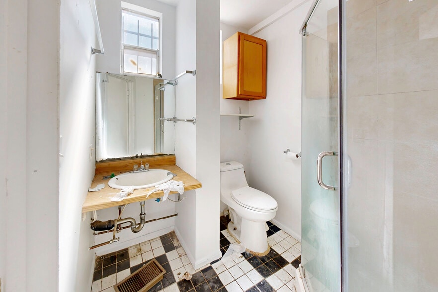 More Photos Of 612 Natoma St, San Francisco Warehouse For Sale