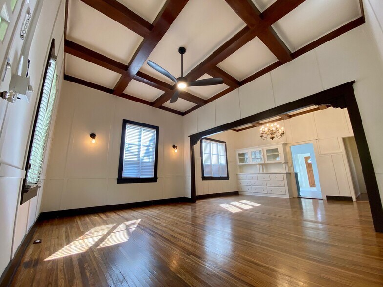 More Photos Of 10603-10609 Palms Blvd, Los Angeles Apartments For Sale