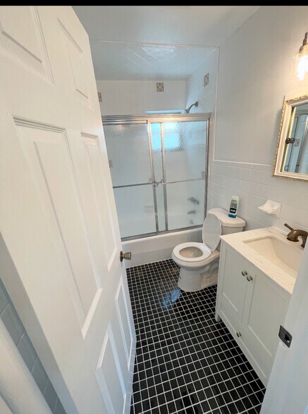 More Photos Of 2412 Boston Post Rd, Larchmont Apartments For Sale