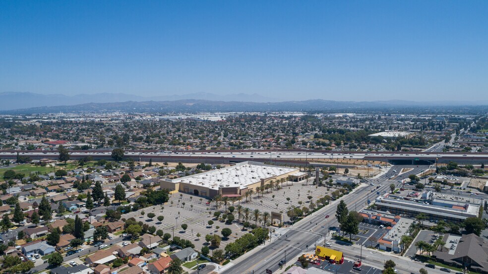 More Photos Of 11729 Imperial Hwy, Norwalk Freestanding For Sale