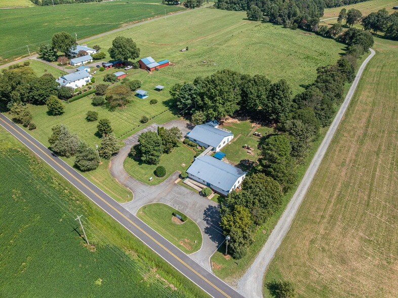 More Photos Of 2482 June Bug Rd, Vale Specialty For Sale