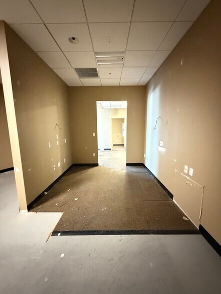 More Photos Of 428 W Main St, Alhambra Apartments For Lease