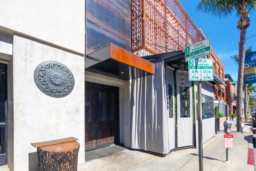 More Photos Of 468 N Bedford Dr, Beverly Hills Storefront For Lease