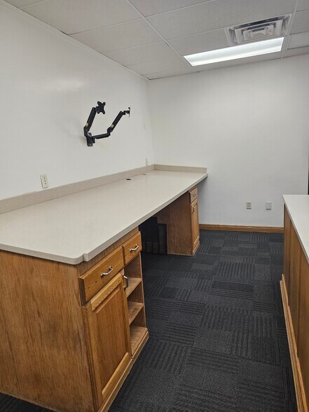 More Photos Of 335 S 1250 W, Lindon Self Storage For Lease