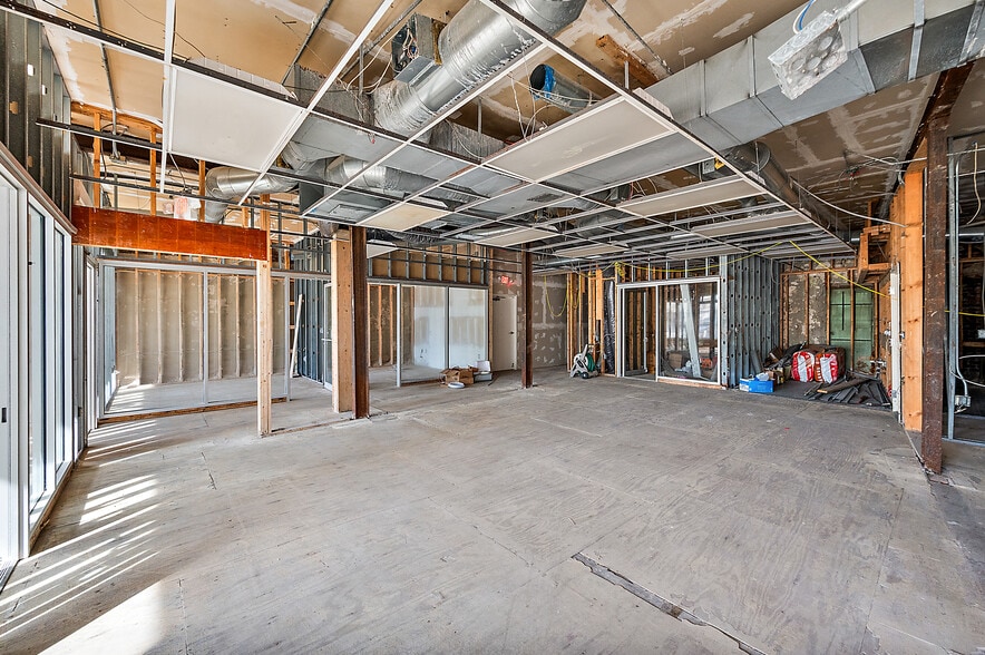 More Photos Of 14533 Mack Ave, Detroit Office For Sale