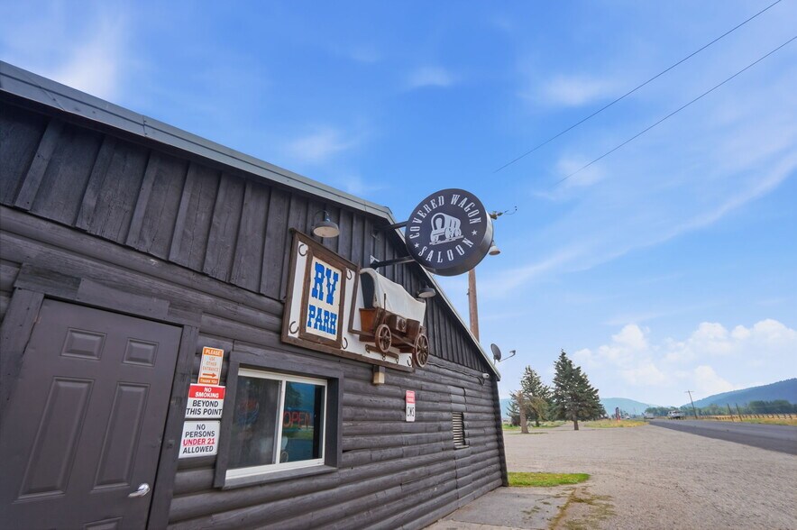 More Photos Of 3449 Swan Valley hwy, Irwin Bar For Sale