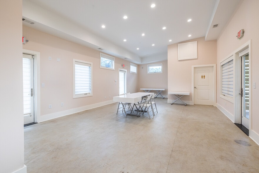 More Photos Of 1651 Pryor Rd SW, Atlanta Loft Creative Space For Sale