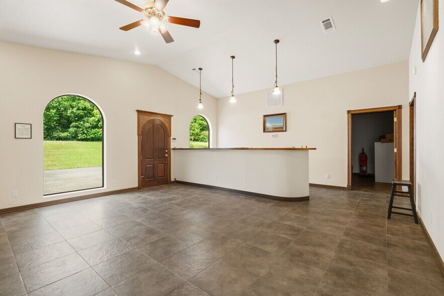 More Photos Of 15288 AR-22, Dardanelle Warehouse For Sale