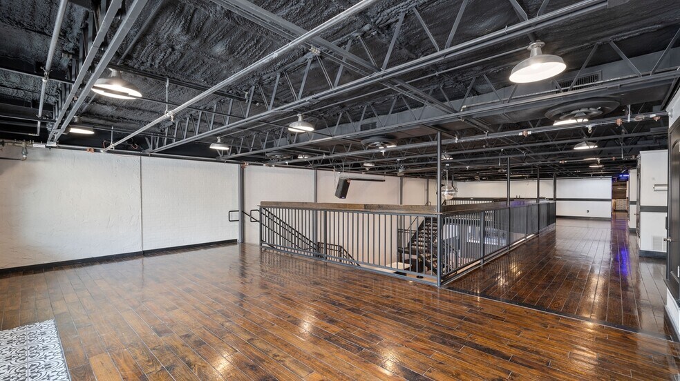 More Photos Of 12 S Main St, Temple General Retail For Lease