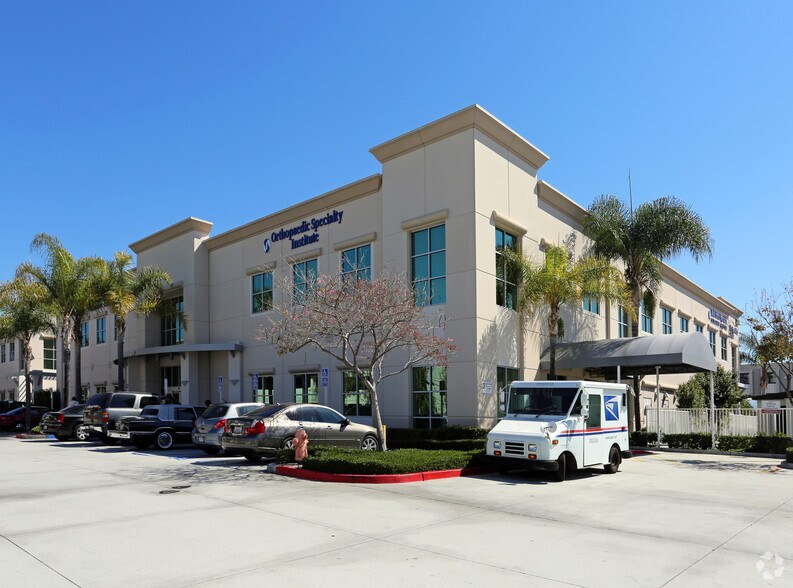 More Photos Of 280 S Main St, Orange Medical For Lease