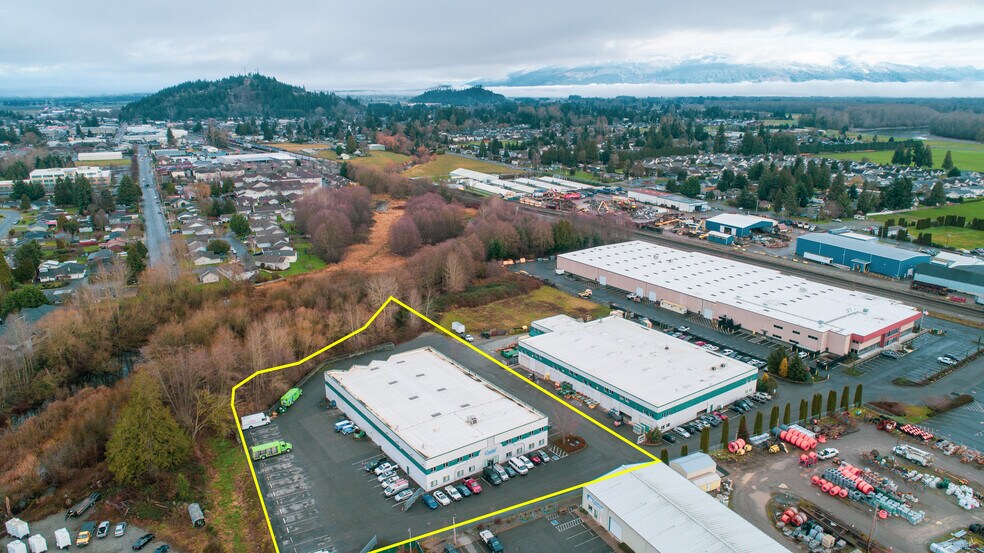 More Photos Of 1313 Pacific Dr, Burlington Warehouse For Sale