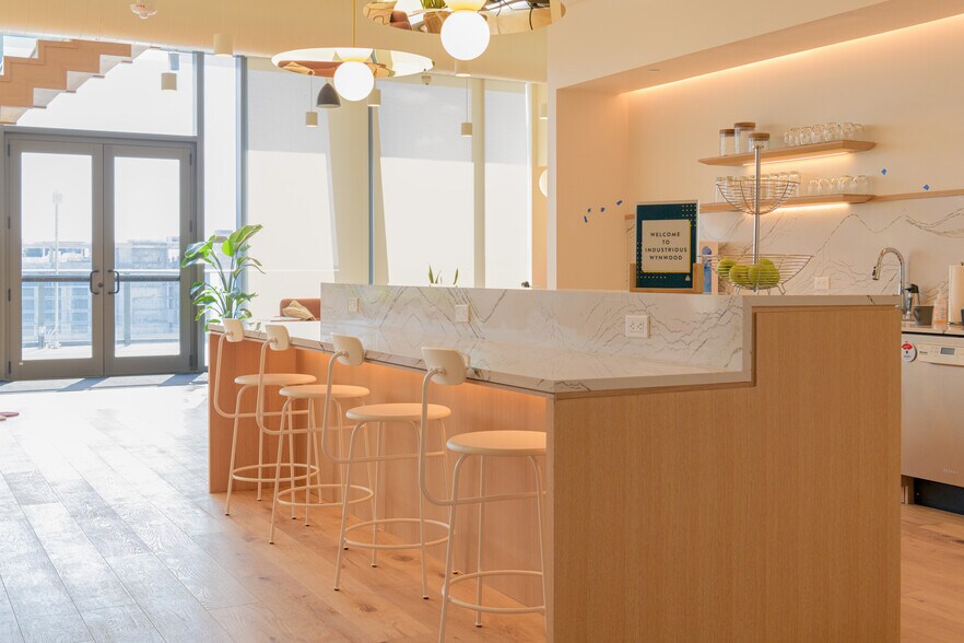 More Photos Of 252 NW 29th St, Miami Coworking Space