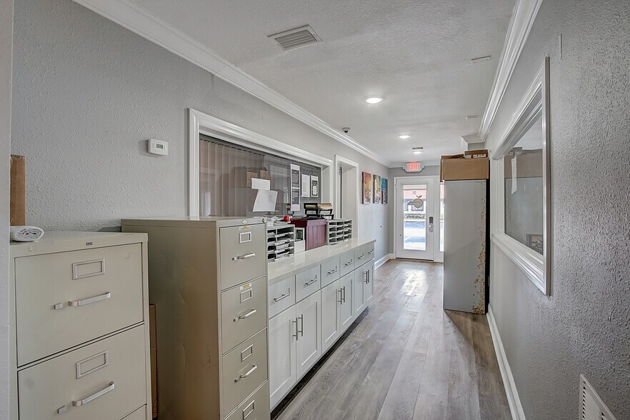 More Photos Of 201 W SR 434, Winter Springs Medical For Lease